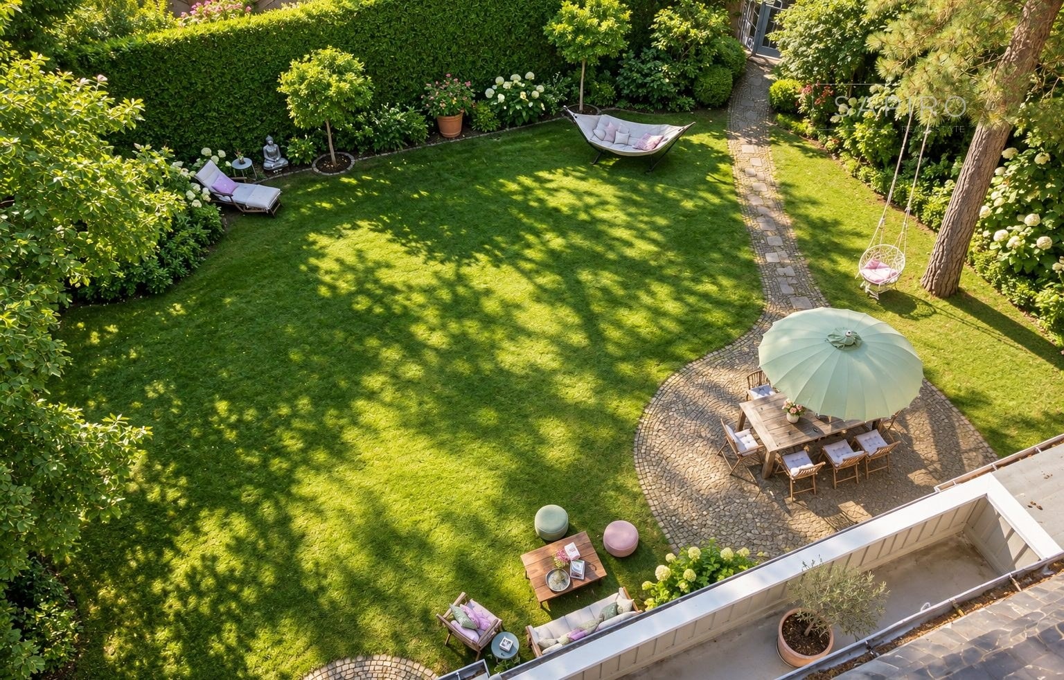 REPRÄSENTATIVE VILLA MIT STUCK, HOHEN DECKEN UND BESONDEREM CHARAKTER IN BERLIN-NIKOLASSEE — 3